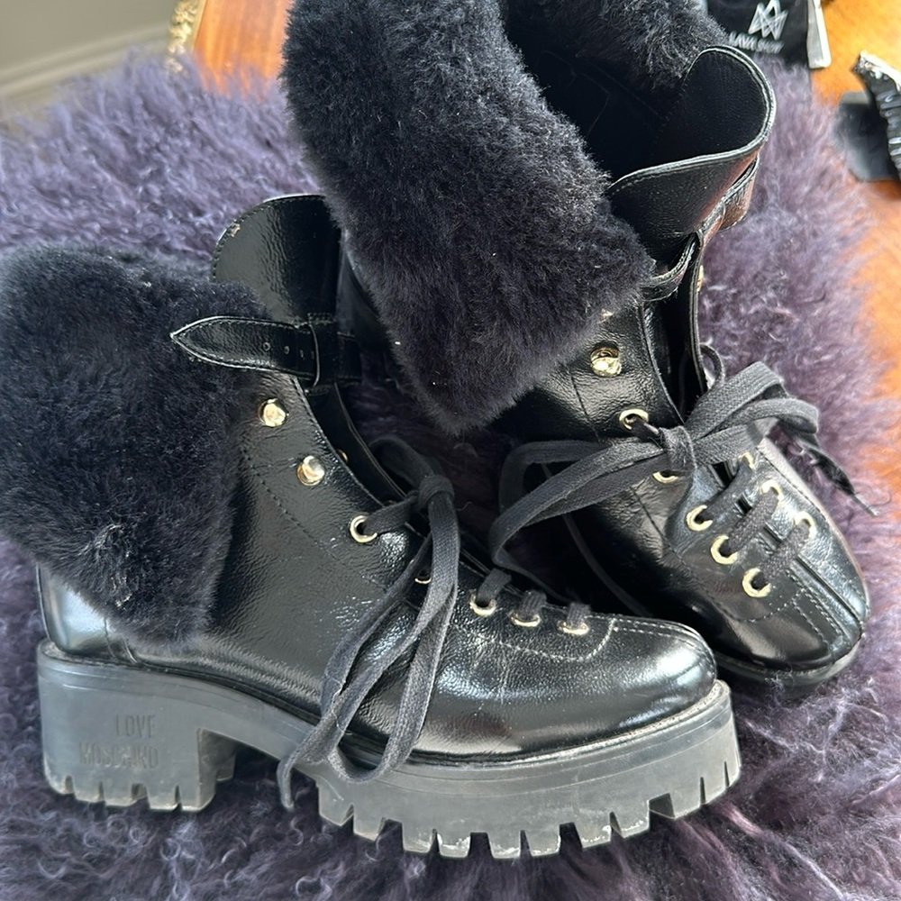 Love Moschino lug sole boots